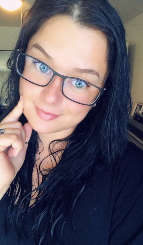 Ashley Dawn star pretty gallery