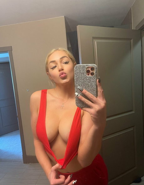 fight onlyfans beautiful naked pic