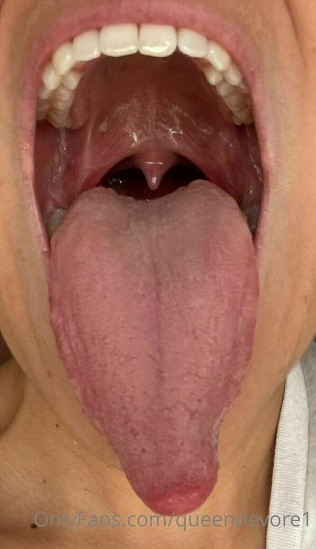 queendevore1 free actress image