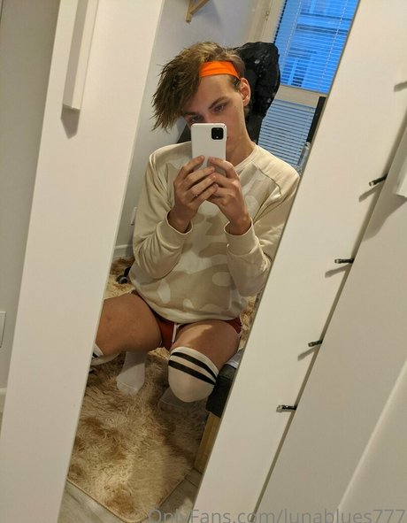 lunablues777 model nude pics