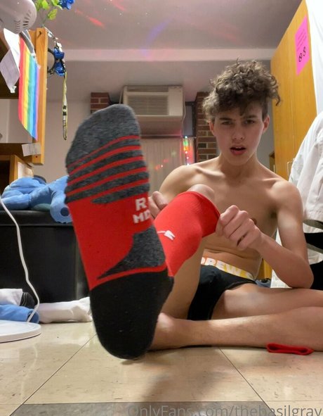 basilgray adult actress gallery