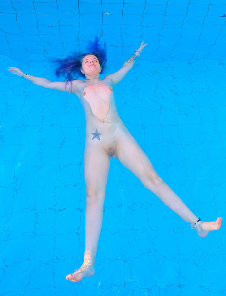 Annaplayboy model nudes picture