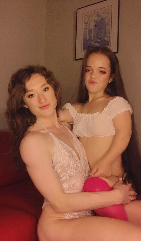 Lil Cutie naked star pictures