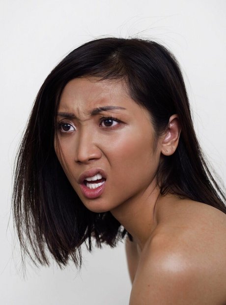 Brenda Song free actress gallery