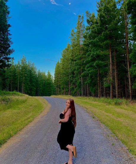 Dannielle Ashurst nice star pics