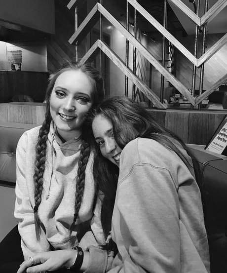 Dannielle Ashurst art pornstar pictures