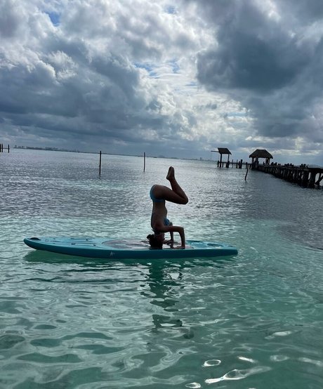 Dana Sartov star exclusive image