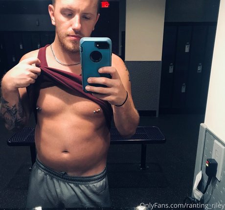 ranting riley star hot pics