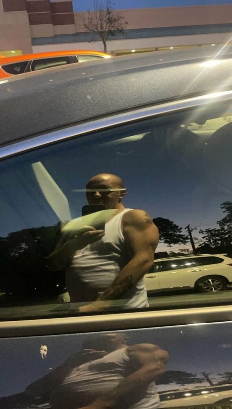 ranting riley star exclusive photo