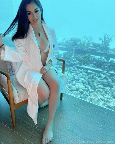 jackyromero naked actress pics