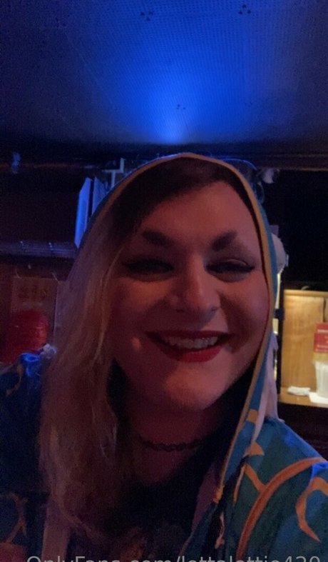 lottalottie420 sexy star images