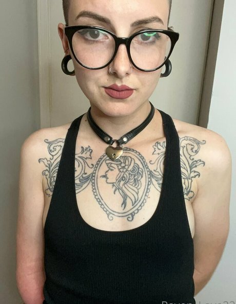 raven love22 art model images