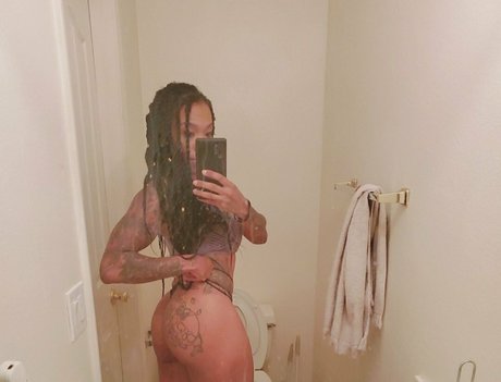 beautiful ebony onlyfans free naked gallery