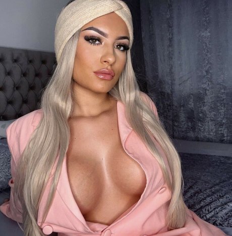 white pussy onlyfans porn pics