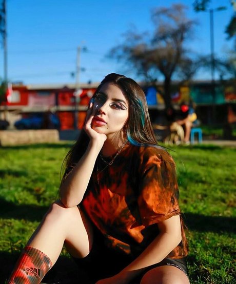 teen lingerie onlyfans nude images