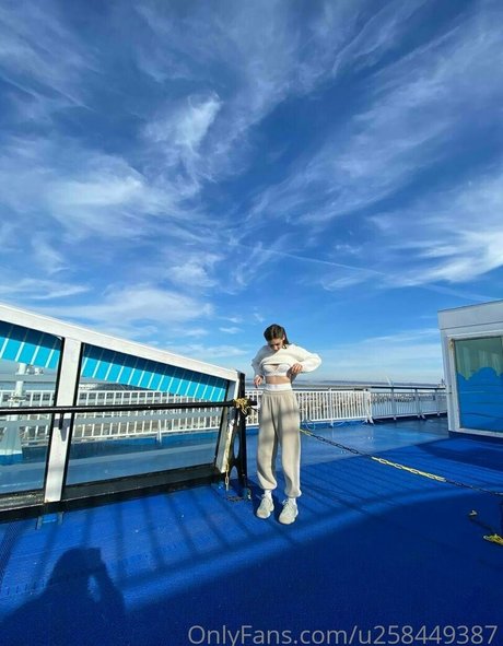 ebony lesbians onlyfans pornographic images