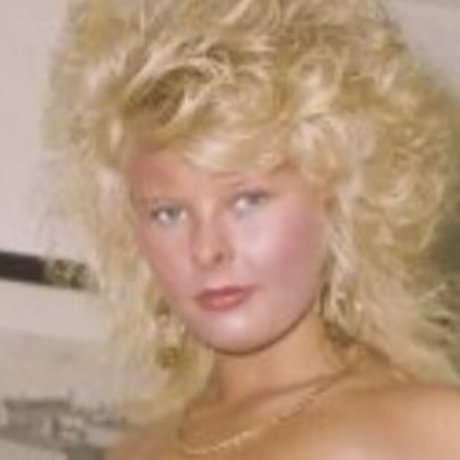 Fiona Cooper hot actress pictures