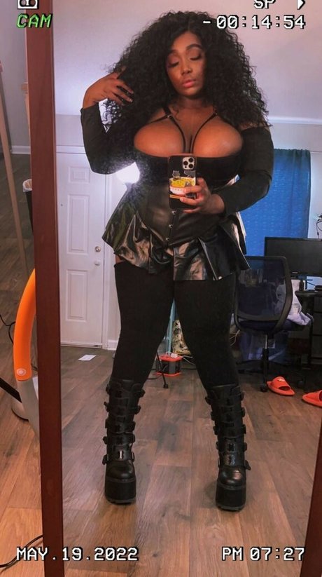 Oppai Princess adult star pics