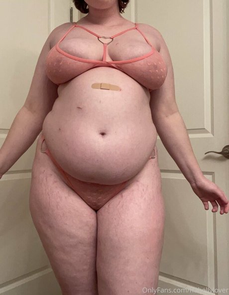 ffabellylover star naked photo