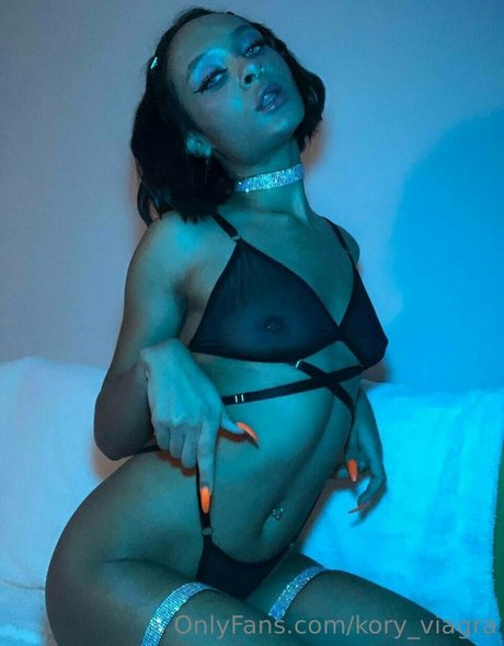 brown eyes kitty onlyfans exclusive photo