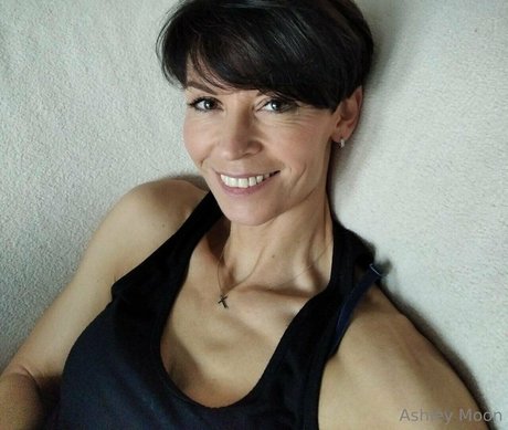 ashley moon pornographic model photo