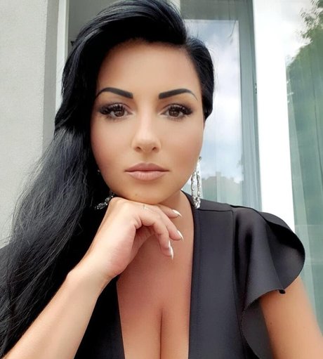 Rita Kyslinger art star archive