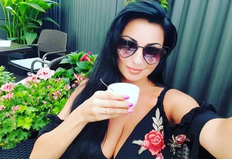 Rita Kyslinger pornographic model images