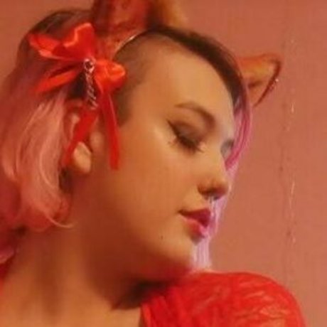 Hedona Suicide nude star photos