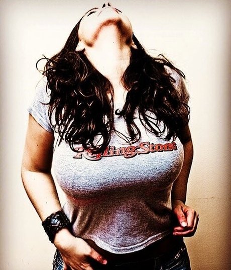 Serena Roberti porn star galleries