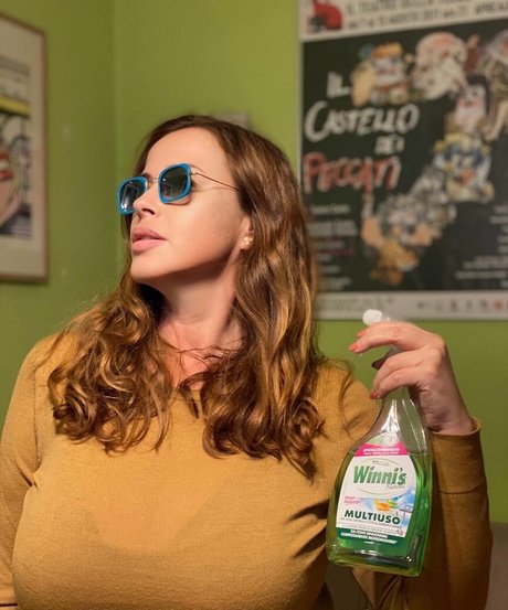 Serena Roberti star top photo