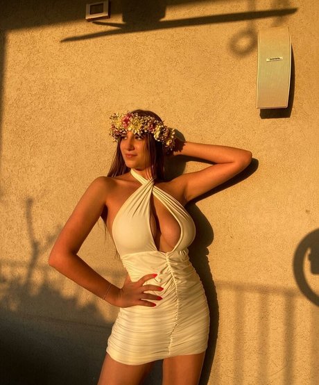 Shira Shabat xxx actress pictures