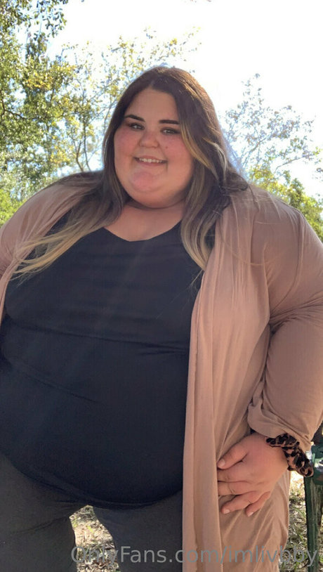 imlivbby star adult photo