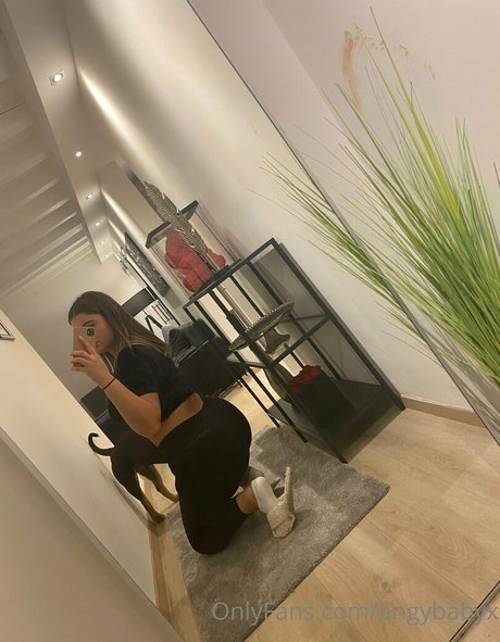 angybabyx hot star image