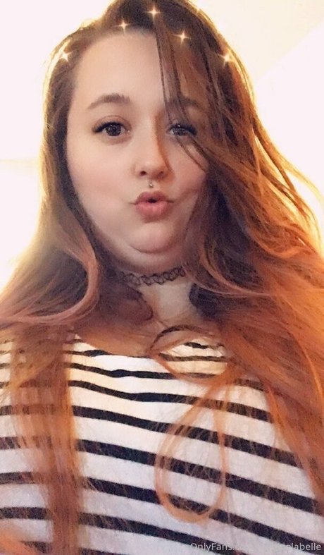 leahloolabelle model beautiful photo