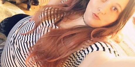 leahloolabelle pornstar nudes images