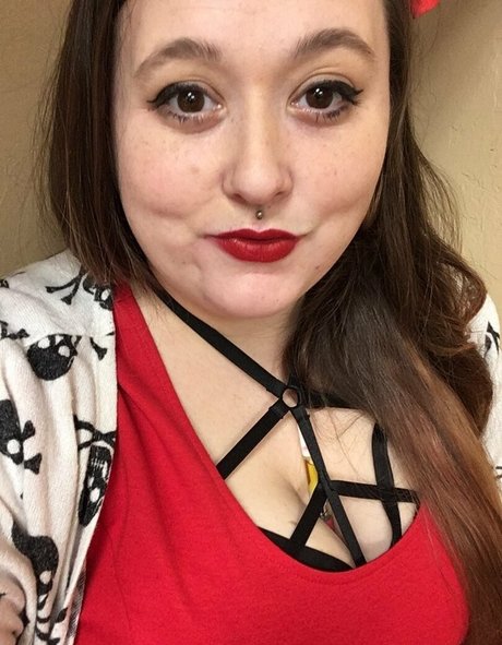 leahloolabelle star pornographic pictures