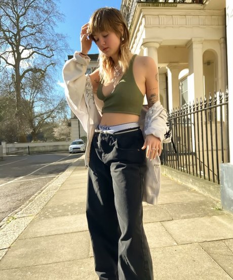 _femalien xxx star galleries