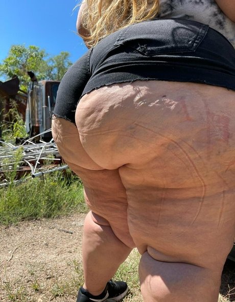 bigbootydee89 xxx model img