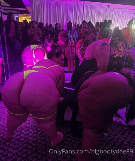 bigbootydee89 pornstar adult img
