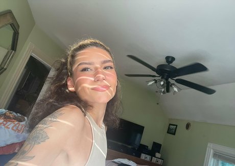 demonclout sexy model photo