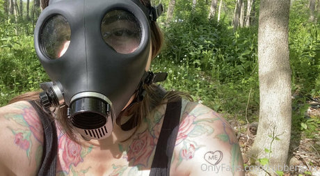 rubberfoxx exclusive star photo