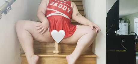 rubberfoxx pretty model img