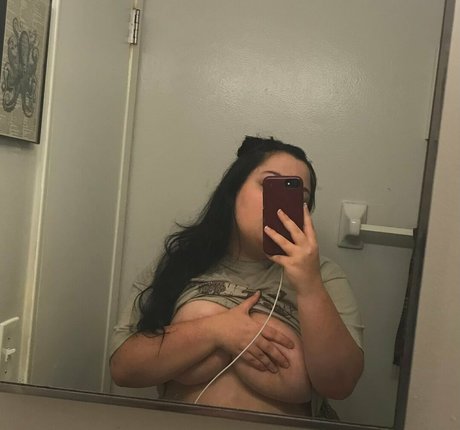 divine hedonist free actress pictures