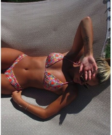 asian influencer onlyfans hot naked picture