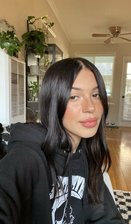 bbyevil top pornstar pic