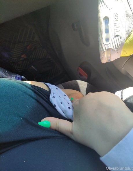 oliviabluntslut art pornstar photo