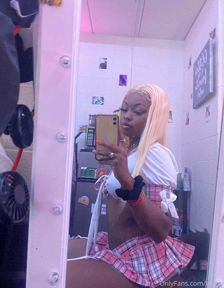 asian footjob onlyfans free images