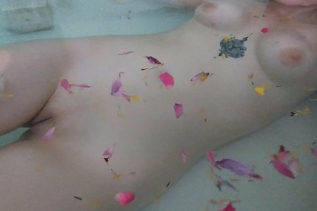 british granny onlyfans hd pic