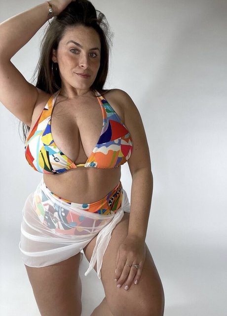 youcancallmelt model erotic picture