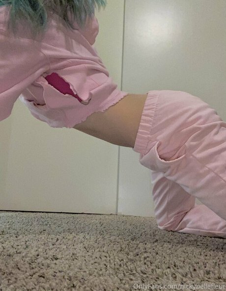 pixienicky exclusive pornstar images